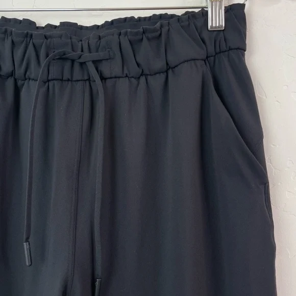 Lululemon Women’s Keep Moving Pant 7/8 High-Rise in Black Size 6 Style W5DCFS